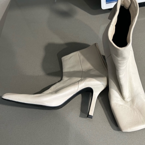 Zara boots - Picture 2 of 7